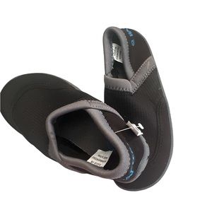 Rafters turbo water shoes black little kids size 9 NEW
